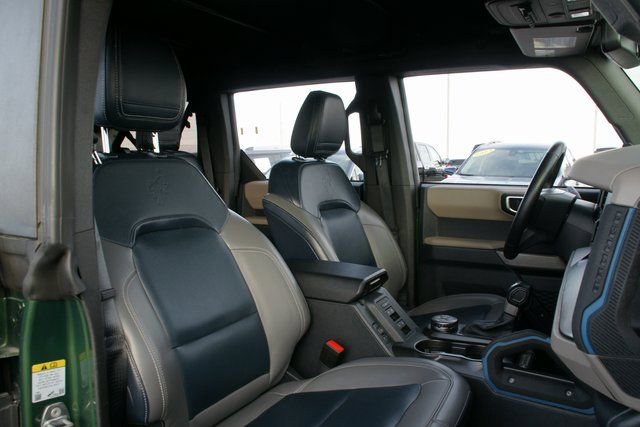 Used 2023 Ford Bronco Wildtrak image 38