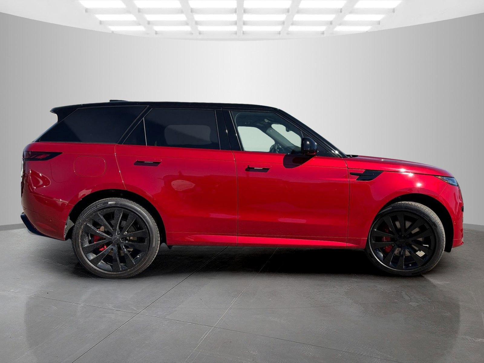 New 2026 Land Rover Range Rover Sport Dynamic SE image 4