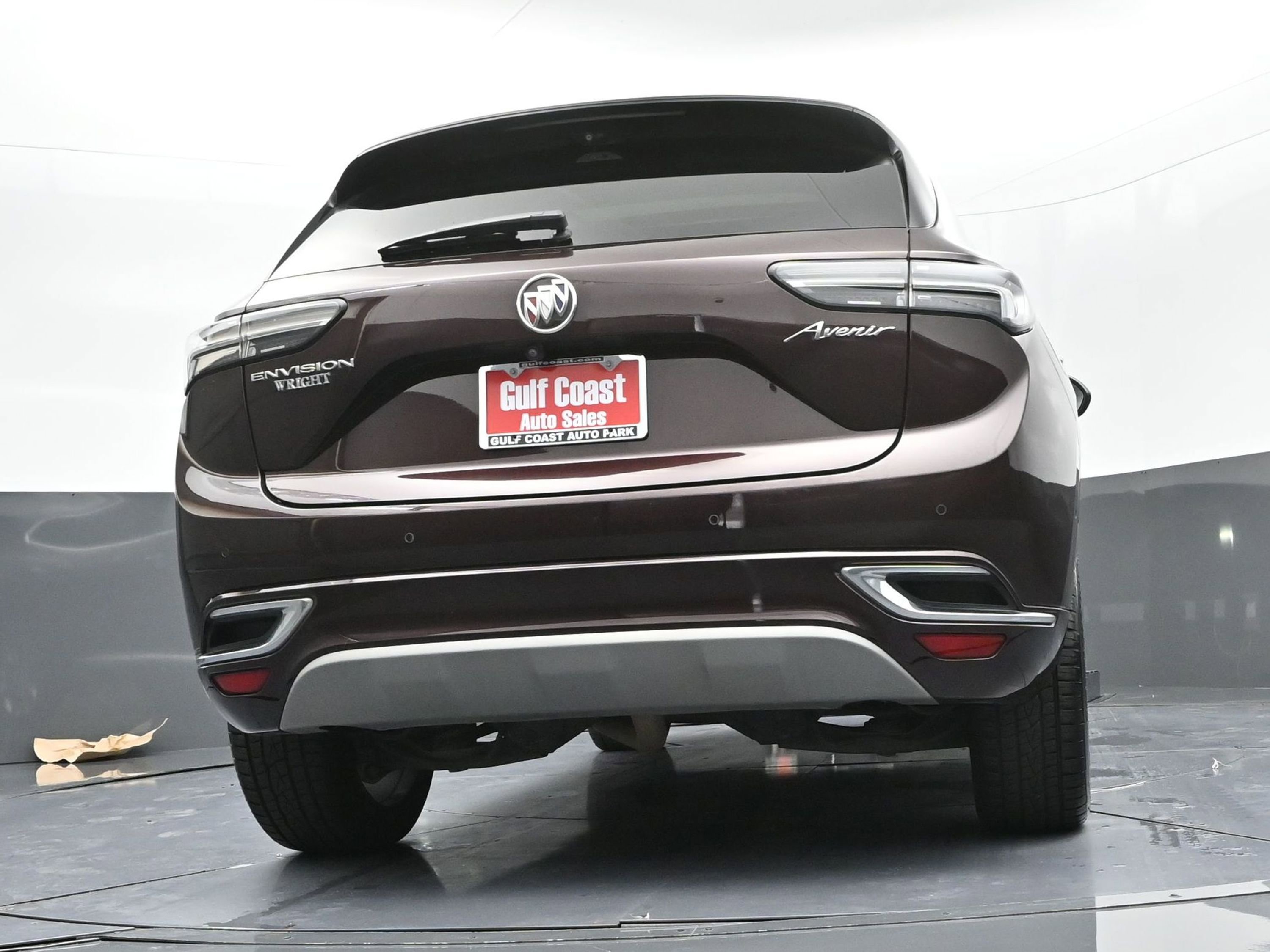 Used 2023 Buick Envision Avenir image 37