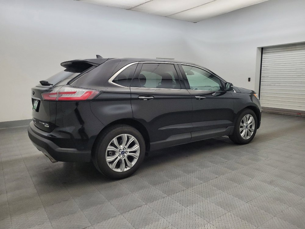 Used 2019 Ford Edge Titanium w/ Equipment Group 301A FWD image 10