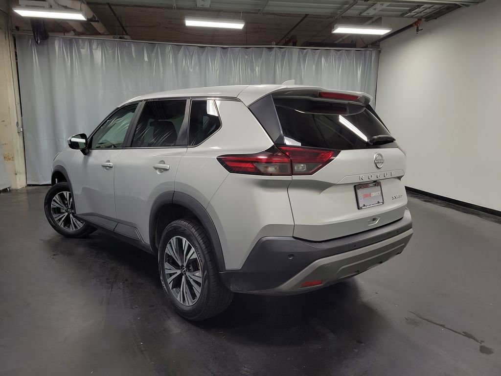 Used 2023 Nissan Rogue SV image 6