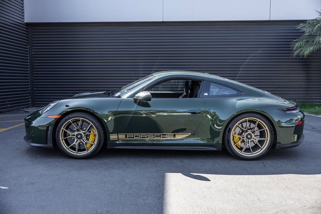 Used 2025 Porsche 911 GT3 image 2