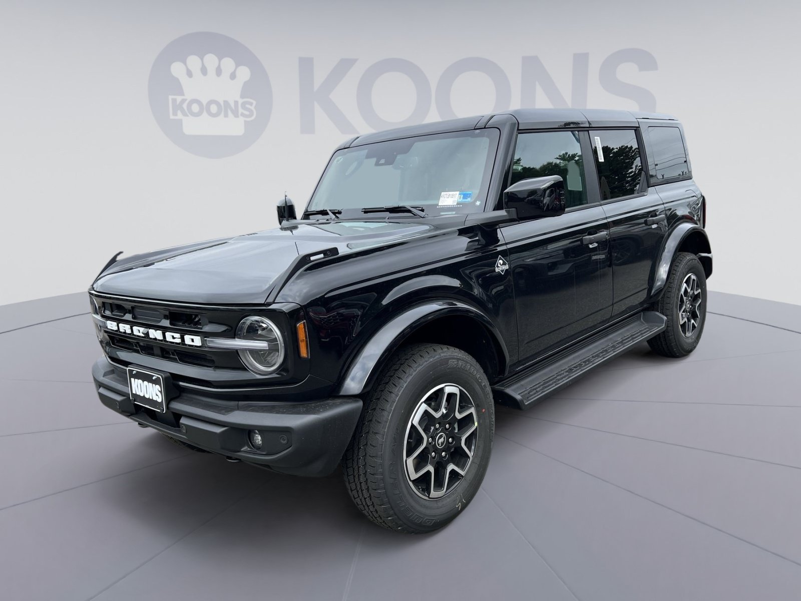 New 2026 Ford Bronco Outer Banks AWD/4WD image 1