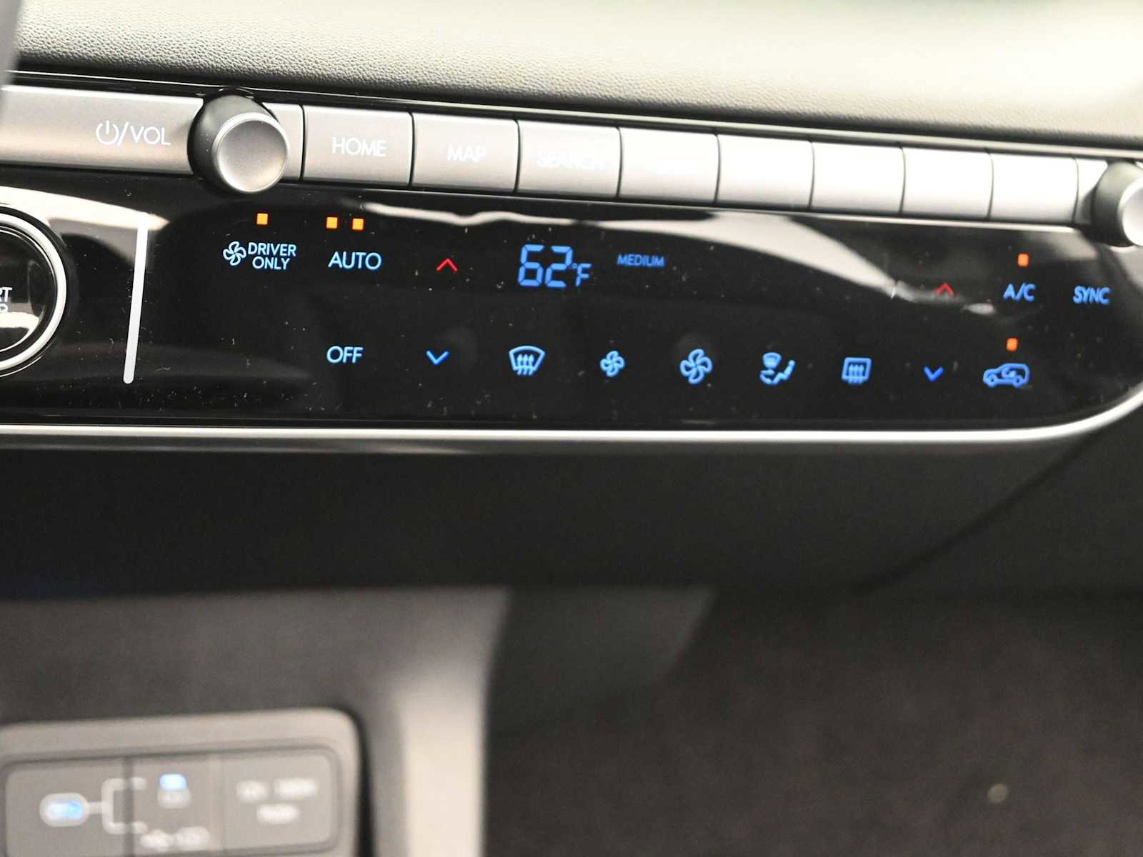 New 2025 Hyundai Ioniq 5 SE image 19