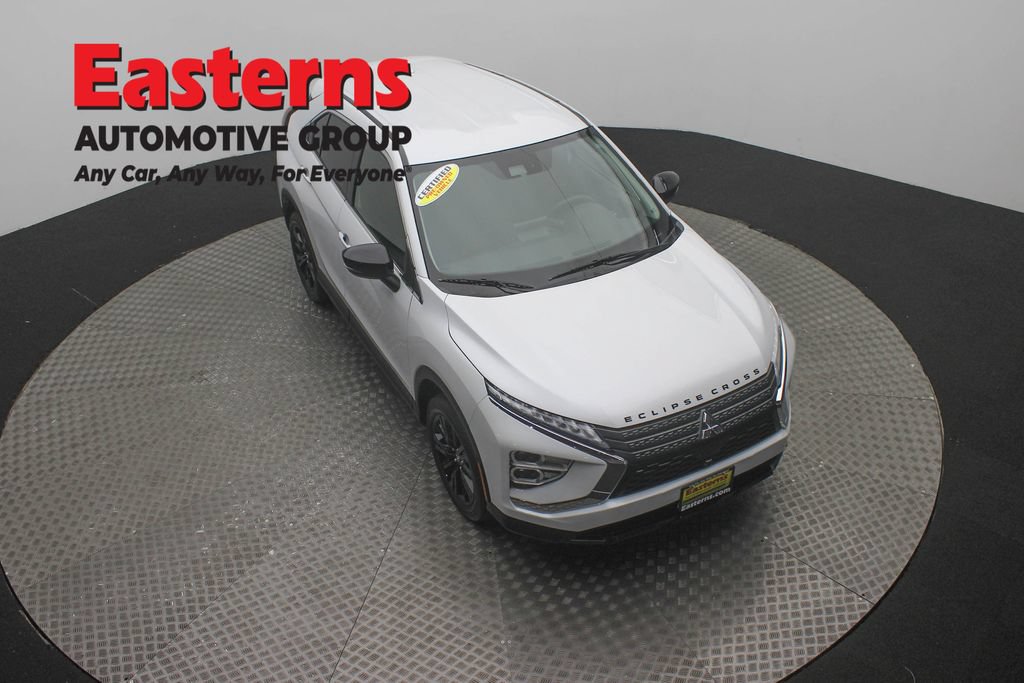 Used 2024 Mitsubishi Eclipse Cross AWD image 3