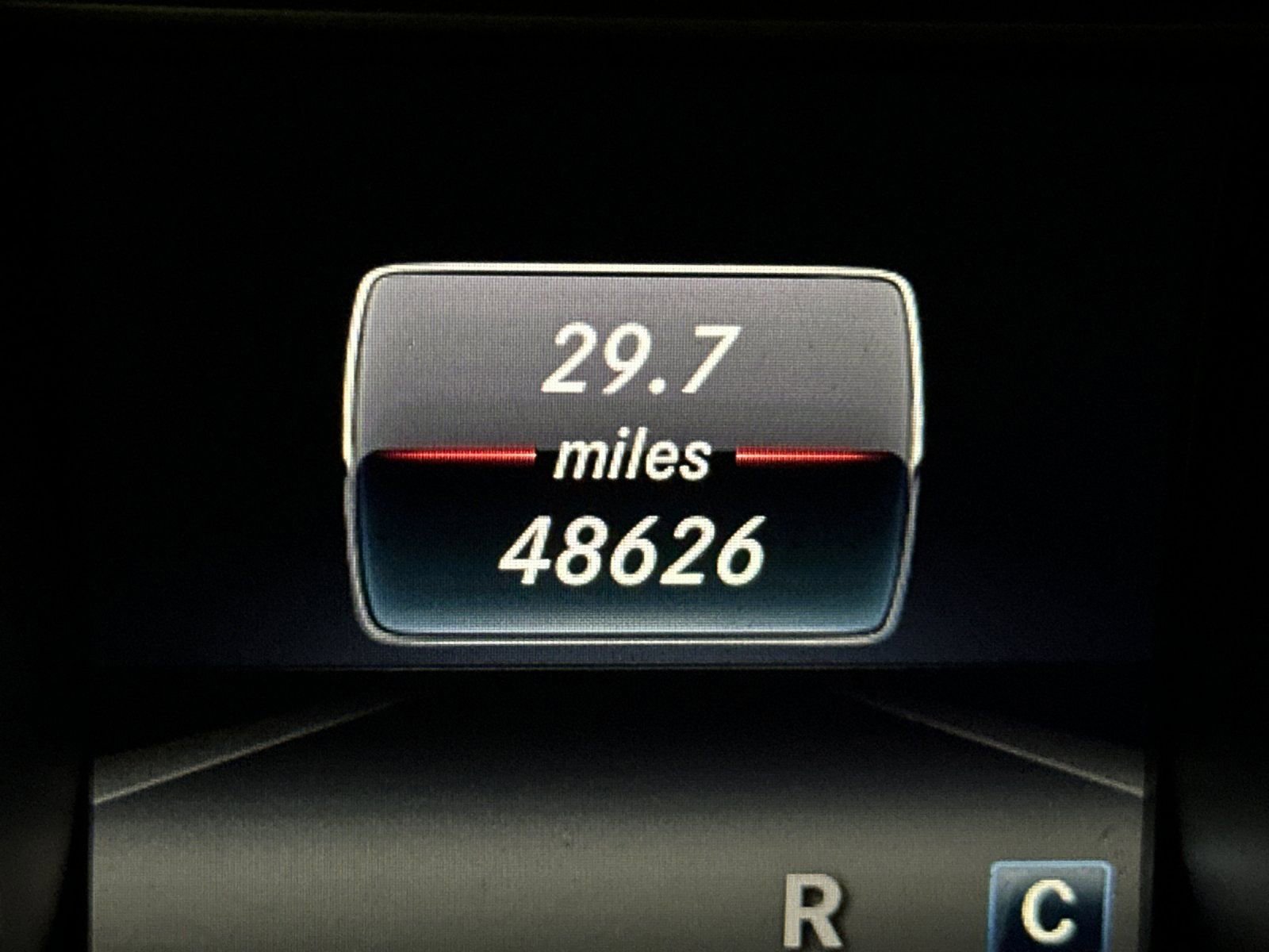 Used 2019 Mercedes-Benz GLA 250 4MATIC w/ Premium Package image 32