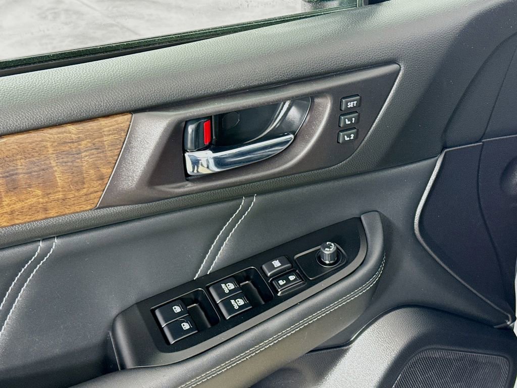 Used 2019 Subaru Outback 2.5i Limited w/ Protection Package #1 image 17