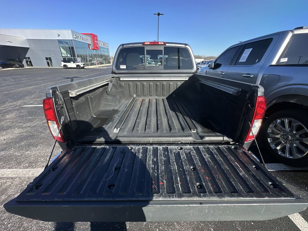 Used 2016 Nissan Frontier SV w/ SV Value Truck Package image 10