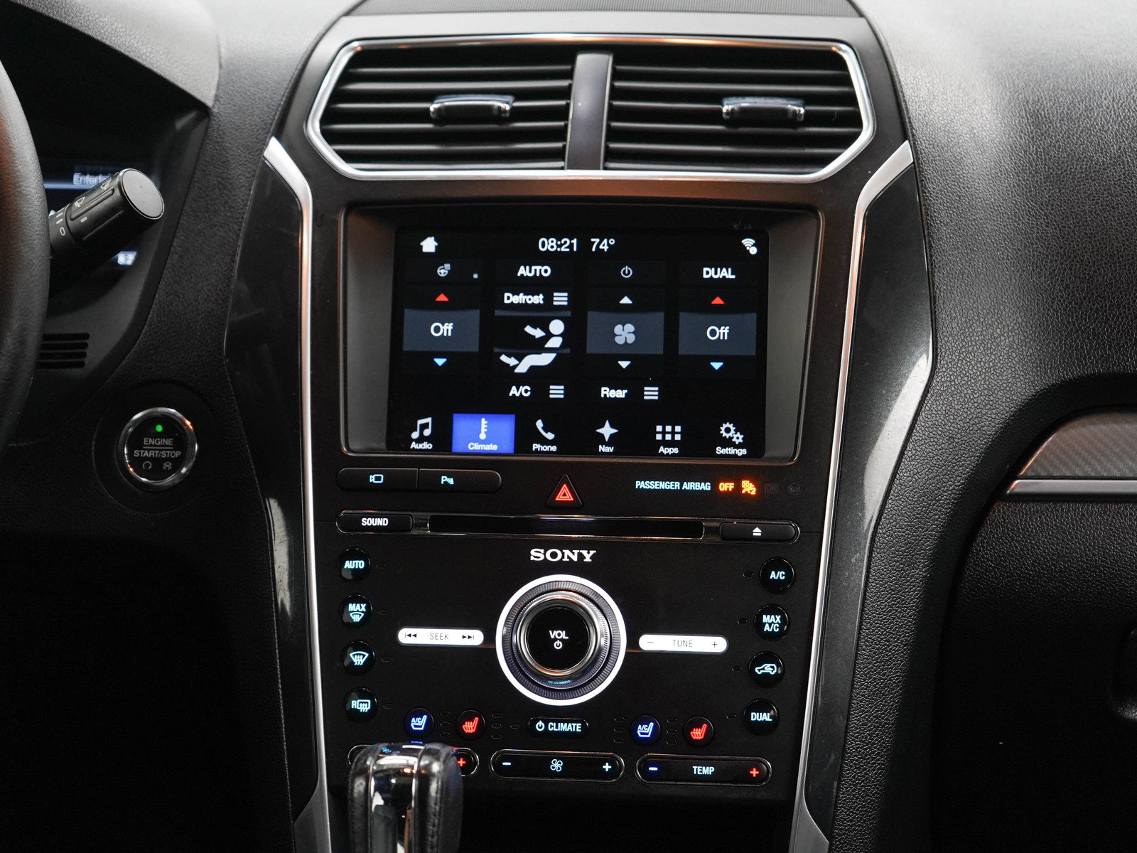 Used 2017 Ford Explorer Sport w/ Equipment Group 401A AWD/4WD image 16