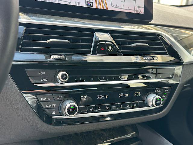 Used 2023 BMW 530i xDrive w/ Premium Package AWD/4WD image 31