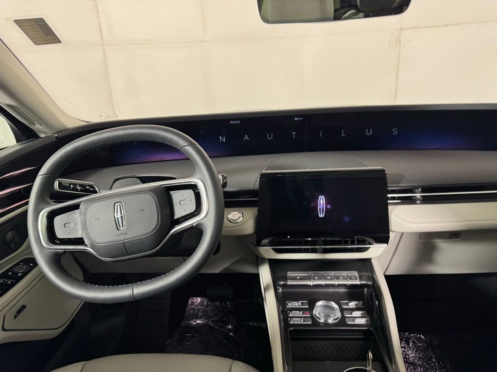 New 2026 Lincoln Nautilus Premier w/ Equipment Group 102A AWD/4WD image 25