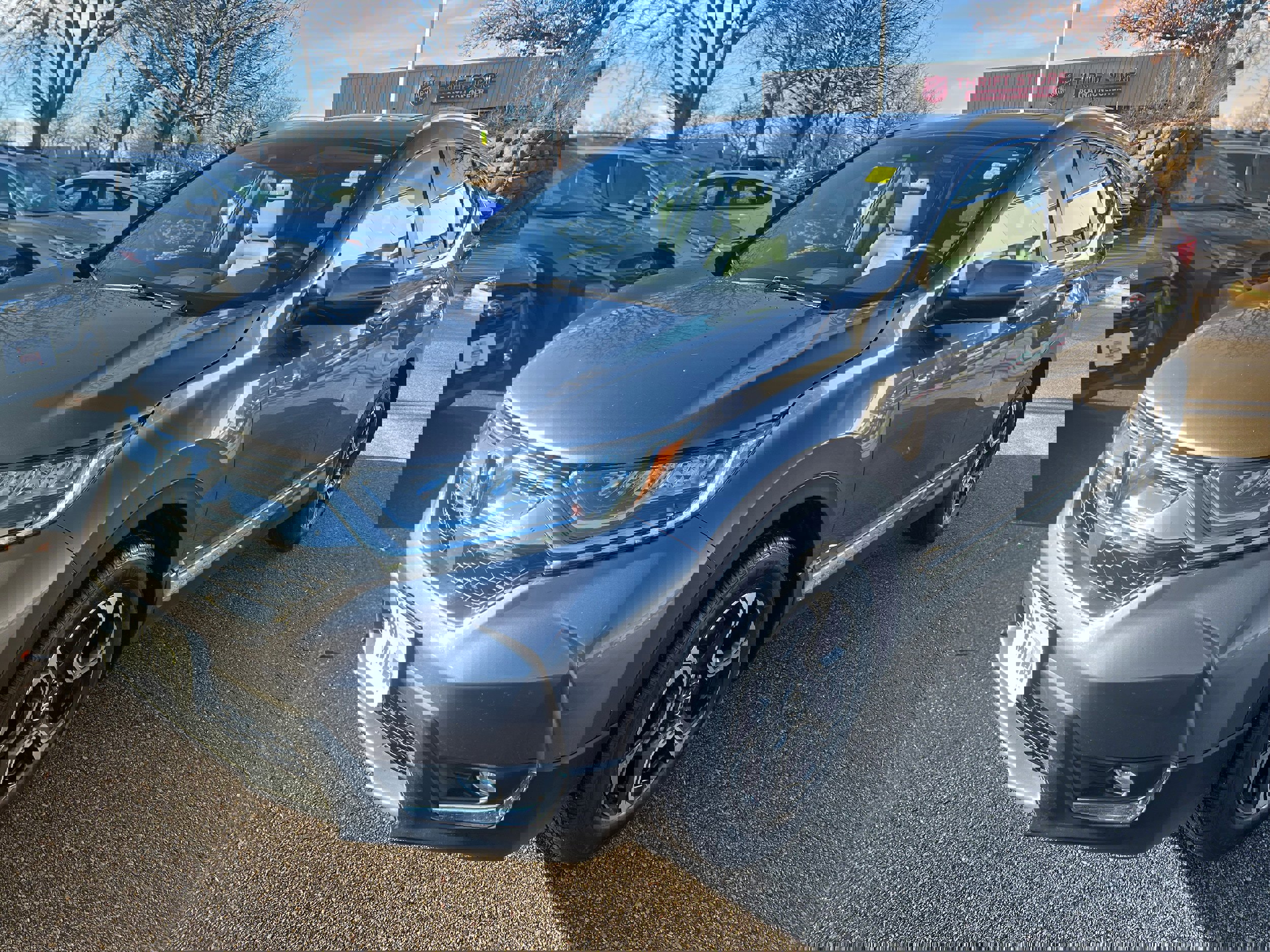 Used 2017 Honda CR-V Touring image 3