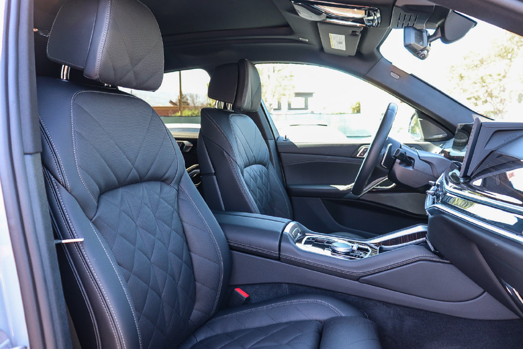 Used 2027 BMW X6 xDrive40i AWD/4WD image 16
