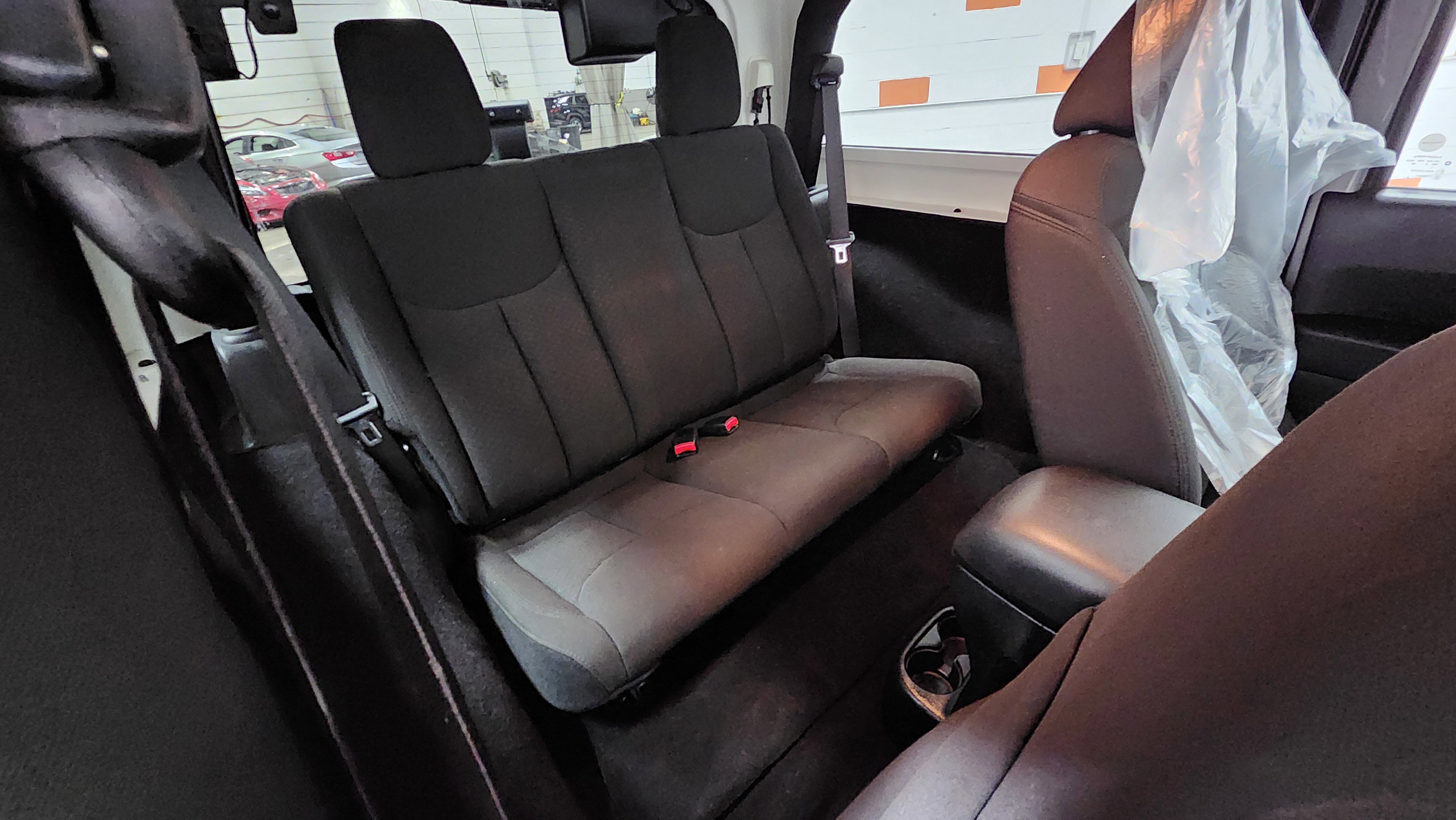 Used 2016 Jeep Wrangler Sport image 17