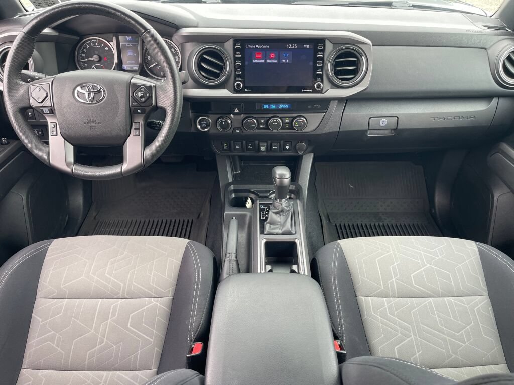 Used 2022 Toyota Tacoma TRD Off-Road w/ Technology Package AWD/4WD image 27