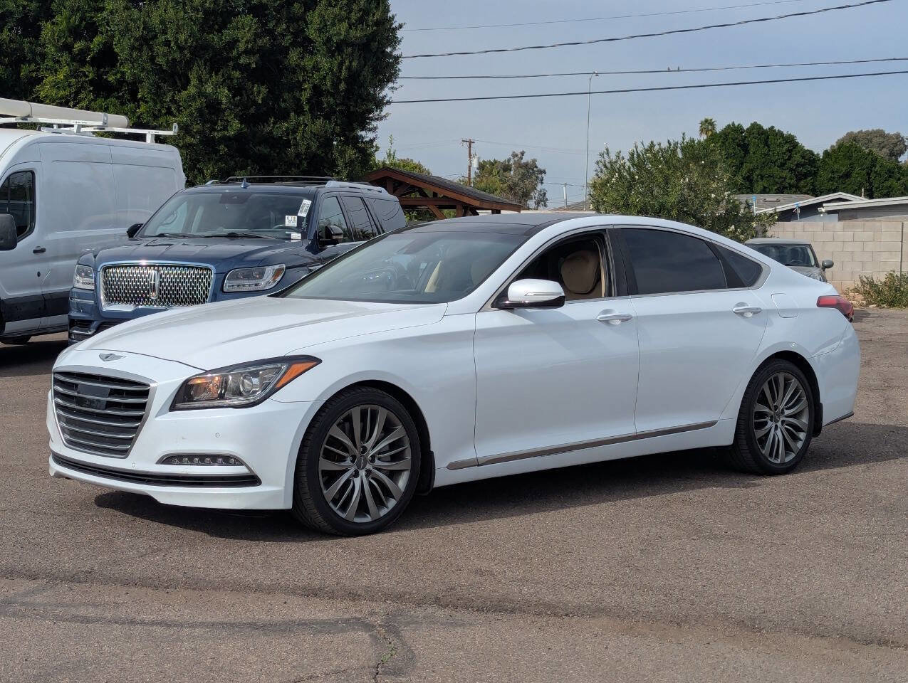 Used 2015 Hyundai Genesis 5.0 image 7