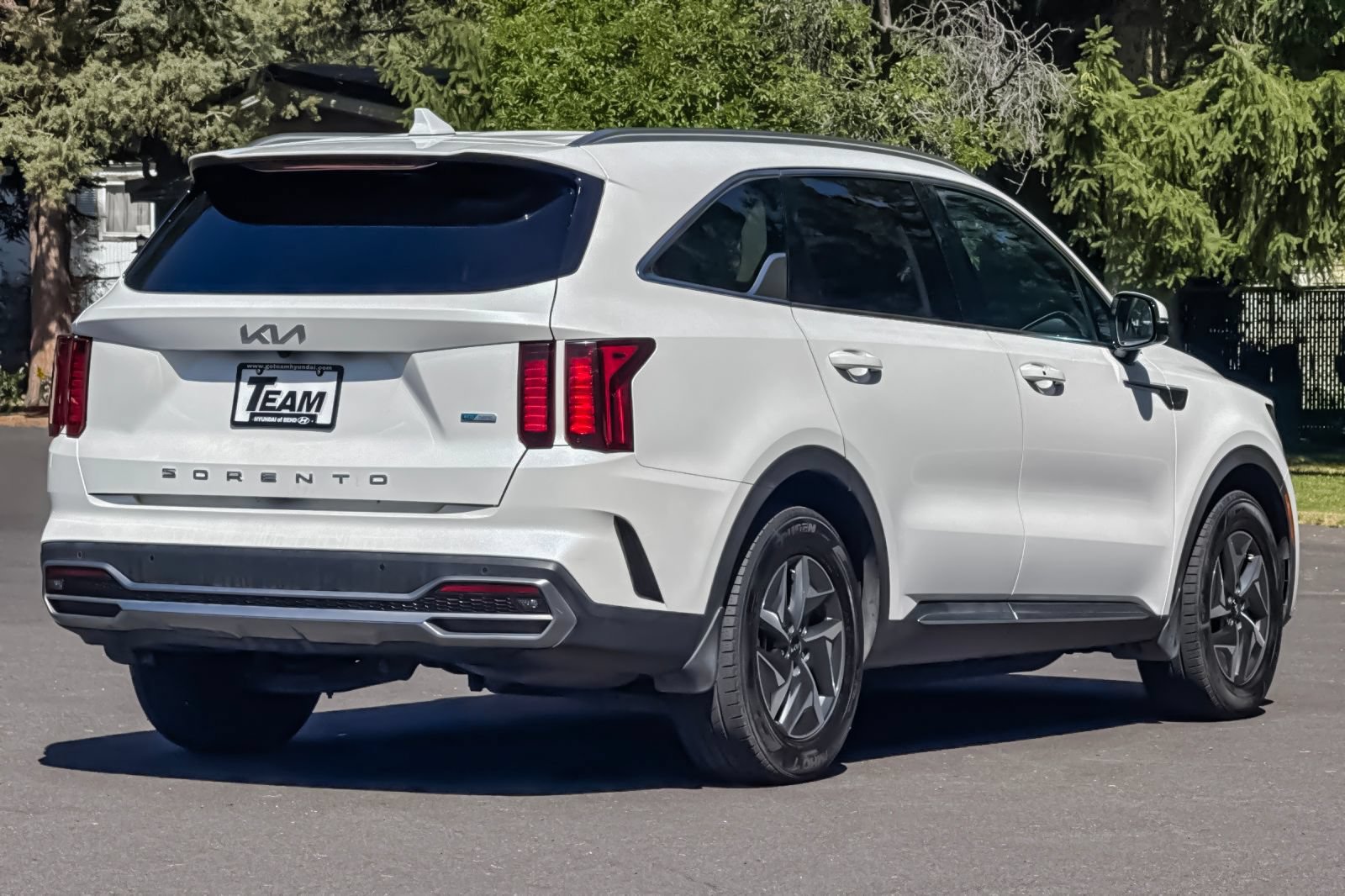 Used 2022 Kia Sorento S FWD image 4