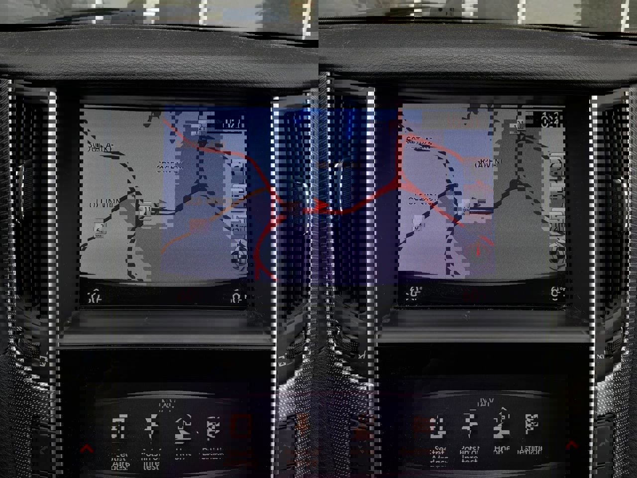 Used 2016 INFINITI Q50 3.0t Premium w/ 3.0T Premium Plus Package RWD image 31