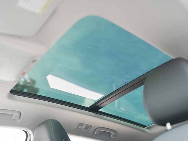 New 2025 Volkswagen Taos SE AWD/4WD image 29