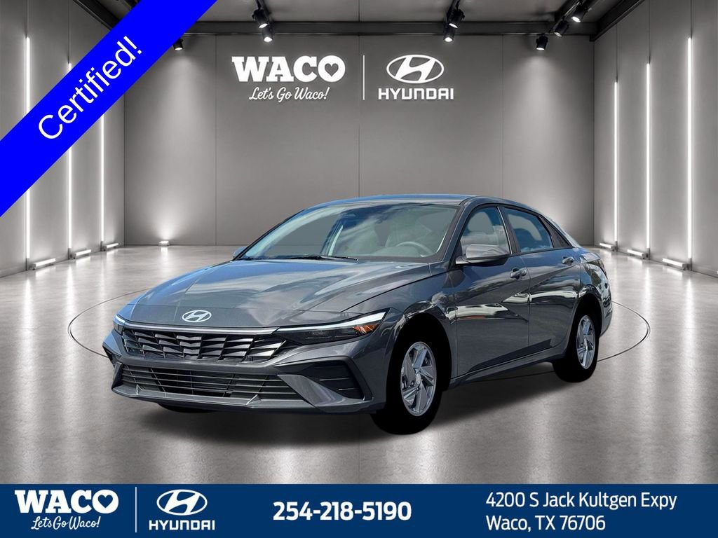 Used 2026 Hyundai Elantra SE FWD image 3