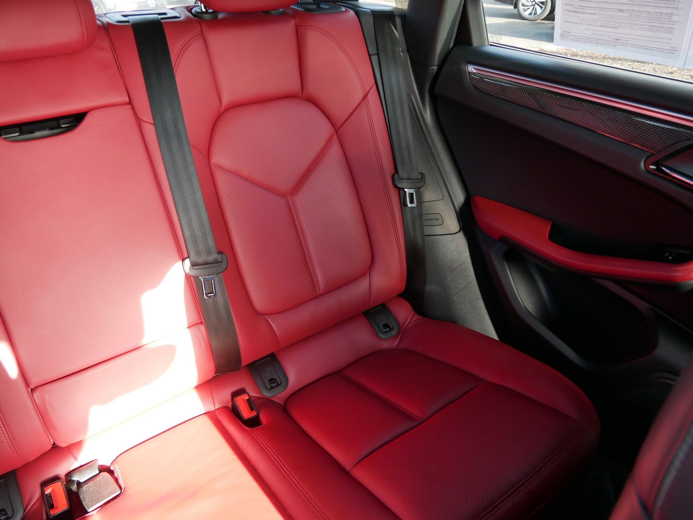 Used 2018 Porsche Macan GTS image 14