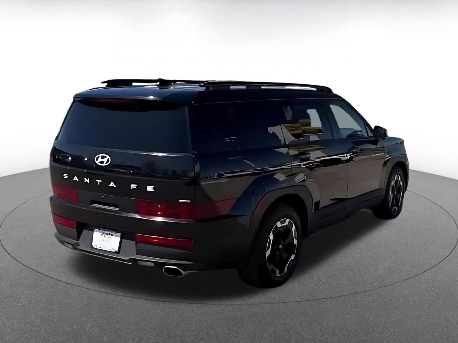 Used 2025 Hyundai Santa Fe SEL image 9