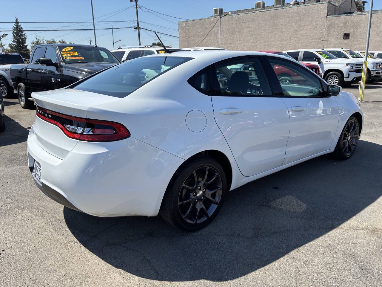 Used 2015 Dodge Dart SE w/ Convenience Group FWD image 2