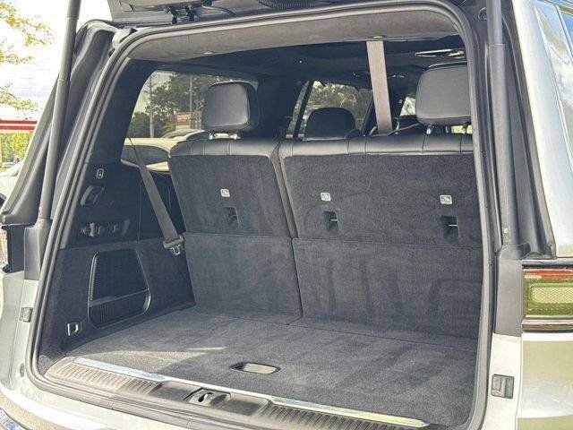 Used 2022 Jeep Grand Wagoneer Series II AWD/4WD image 29