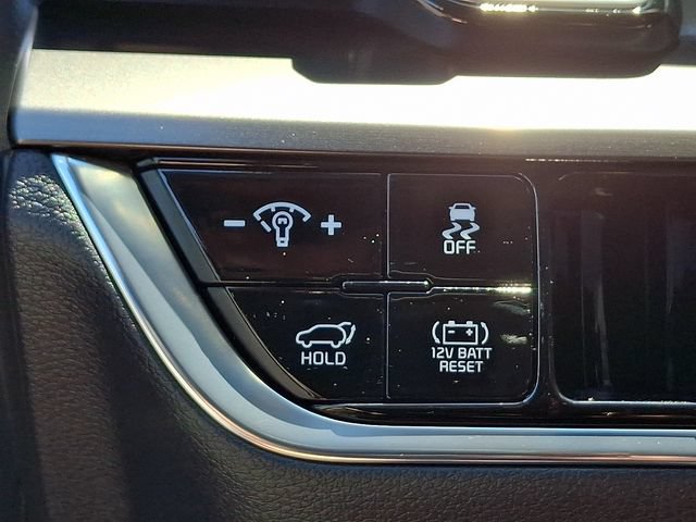 Certified 2025 Kia Sportage EX w/ EX Premium Package AWD/4WD image 24