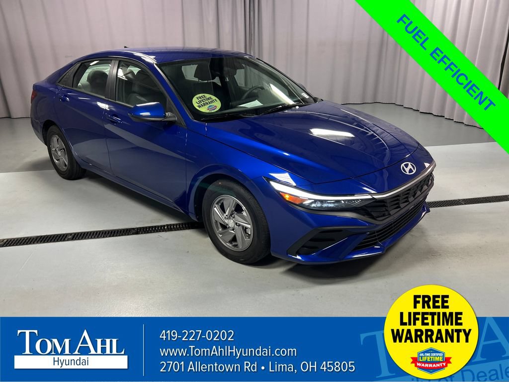 Used 2025 Hyundai Elantra SE