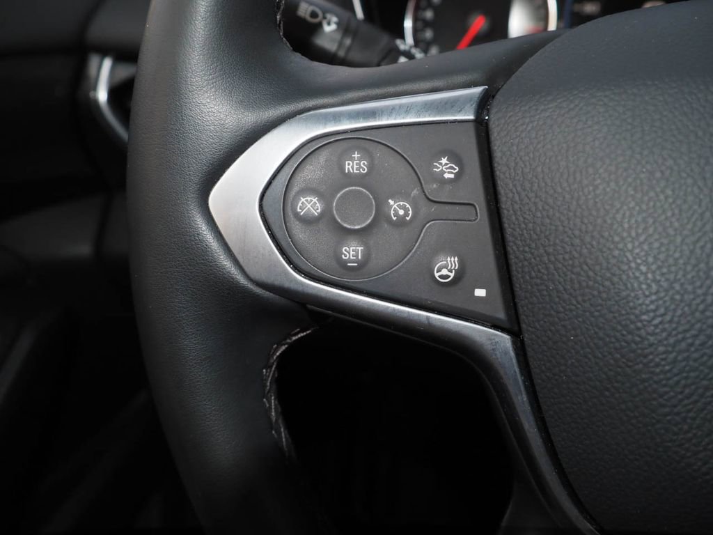 Certified 2023 Chevrolet Traverse High Country image 35