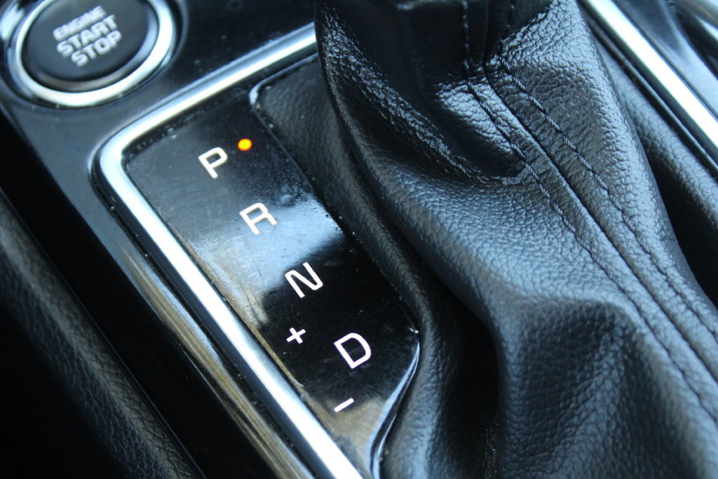 Certified 2025 Kia Sportage EX FWD image 34