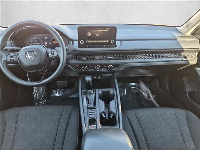 Certified 2023 Honda Accord EX image 17