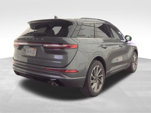 Used 2025 Lincoln Corsair Grand Touring w/ Equipment Group 301A AWD/4WD image 4