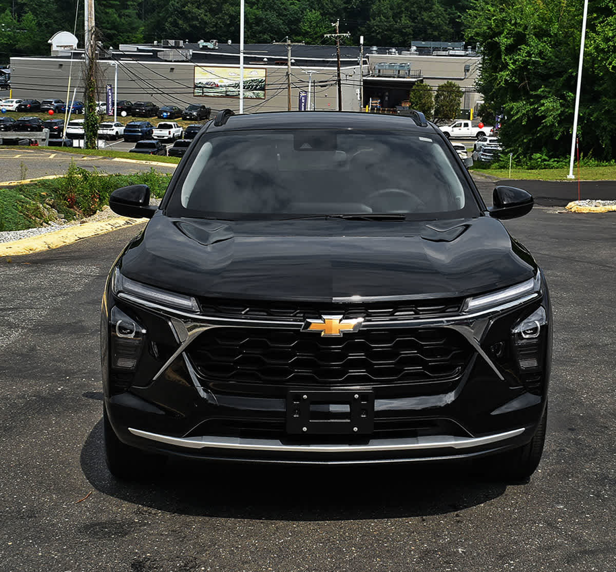 Used 2025 Chevrolet Trax LT w/ LT Convenience Package FWD image 5