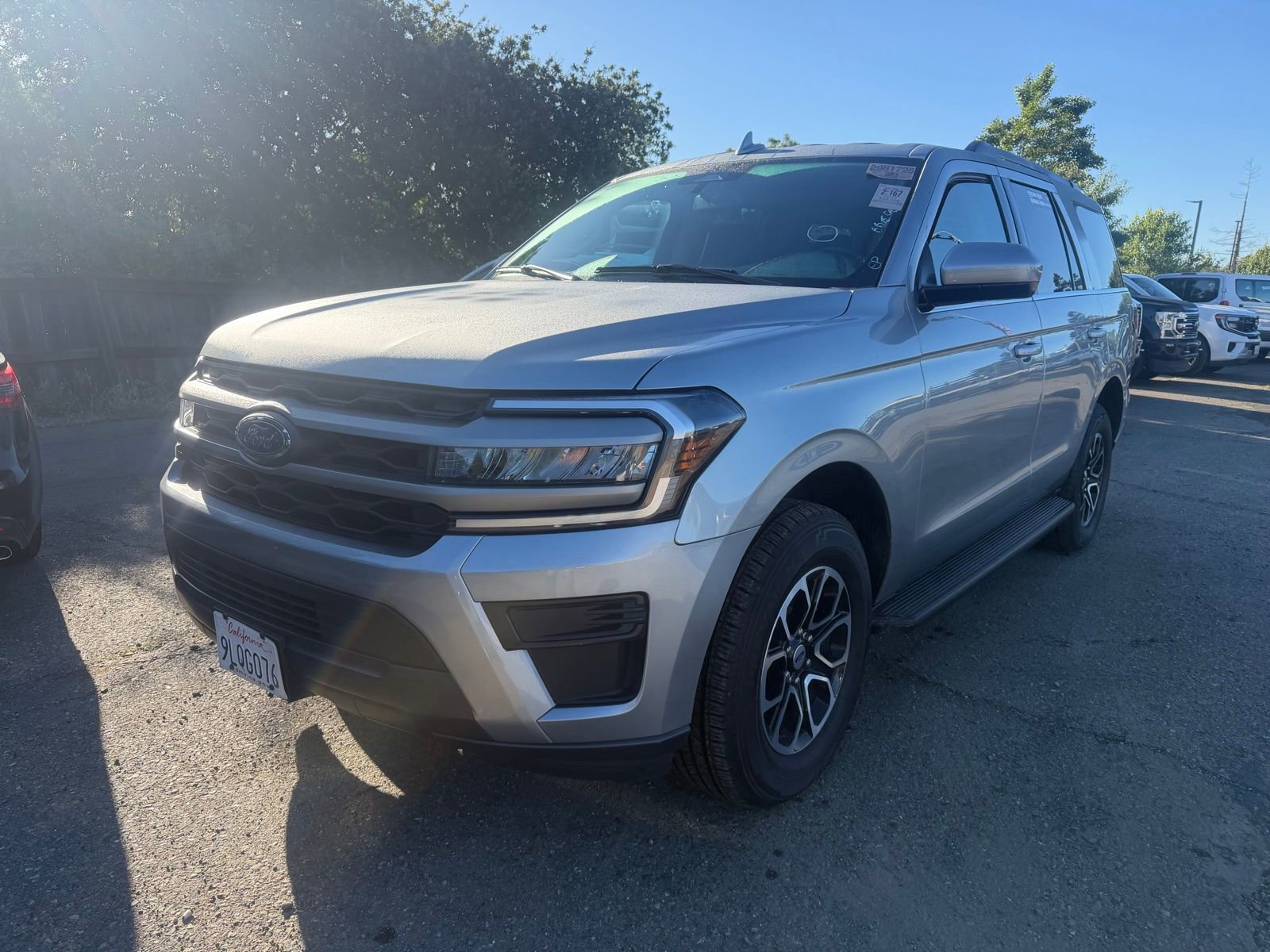 Used 2024 Ford Expedition XLT AWD/4WD image 1