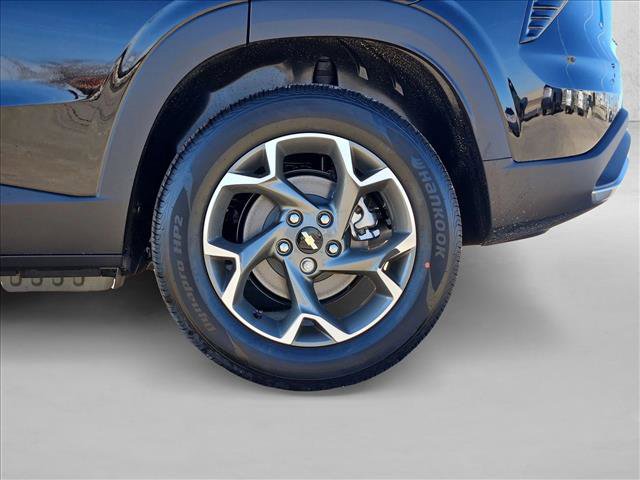 New 2026 Chevrolet Trax LT w/ Driver Confidence Package image 10