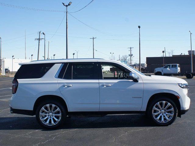 Used 2021 Chevrolet Tahoe Premier w/ Premium Package image 21
