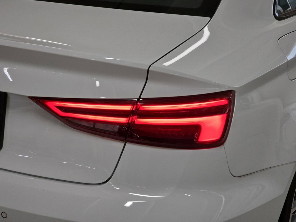 Used 2020 Audi A3 2.0T Premium image 32