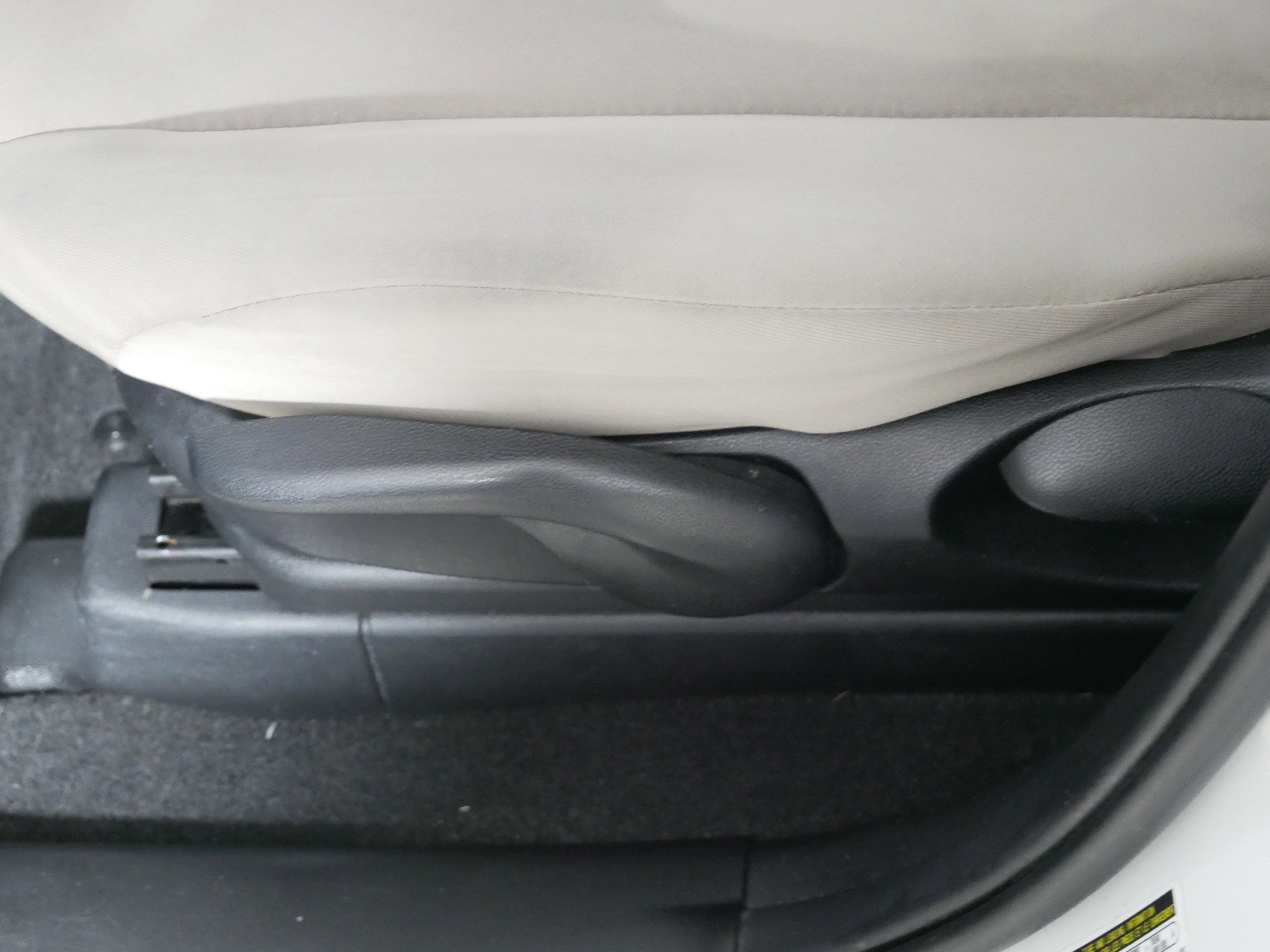 Used 2015 MAZDA MAZDA5 Sport image 20