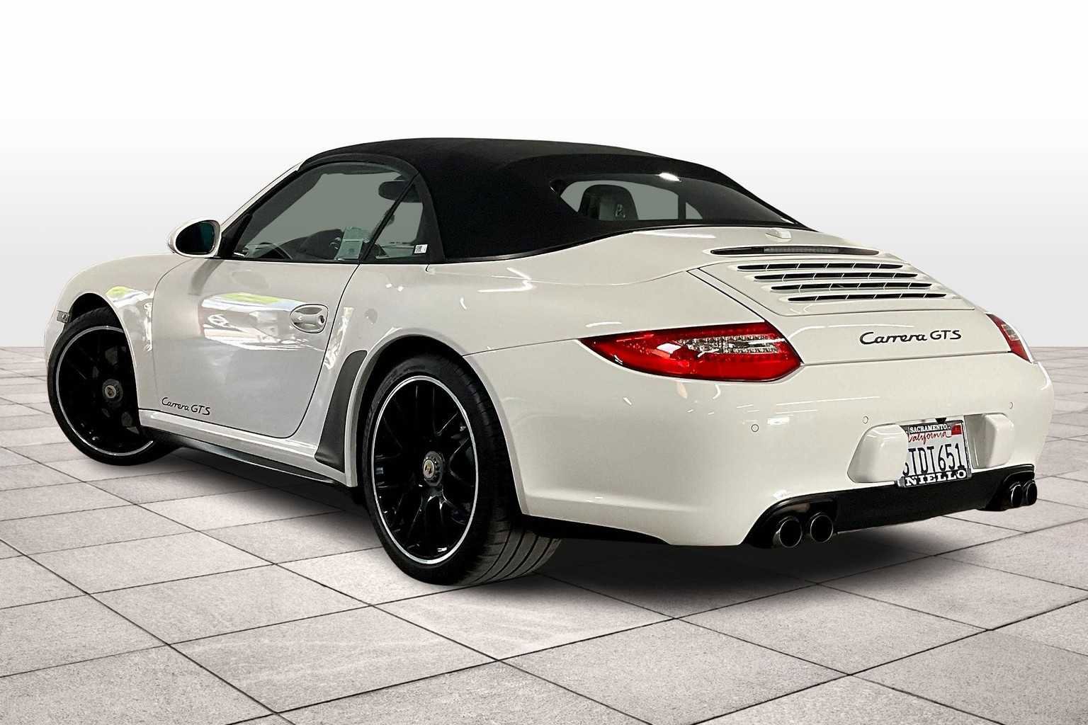 Used 2012 Porsche 911 Carrera GTS image 14