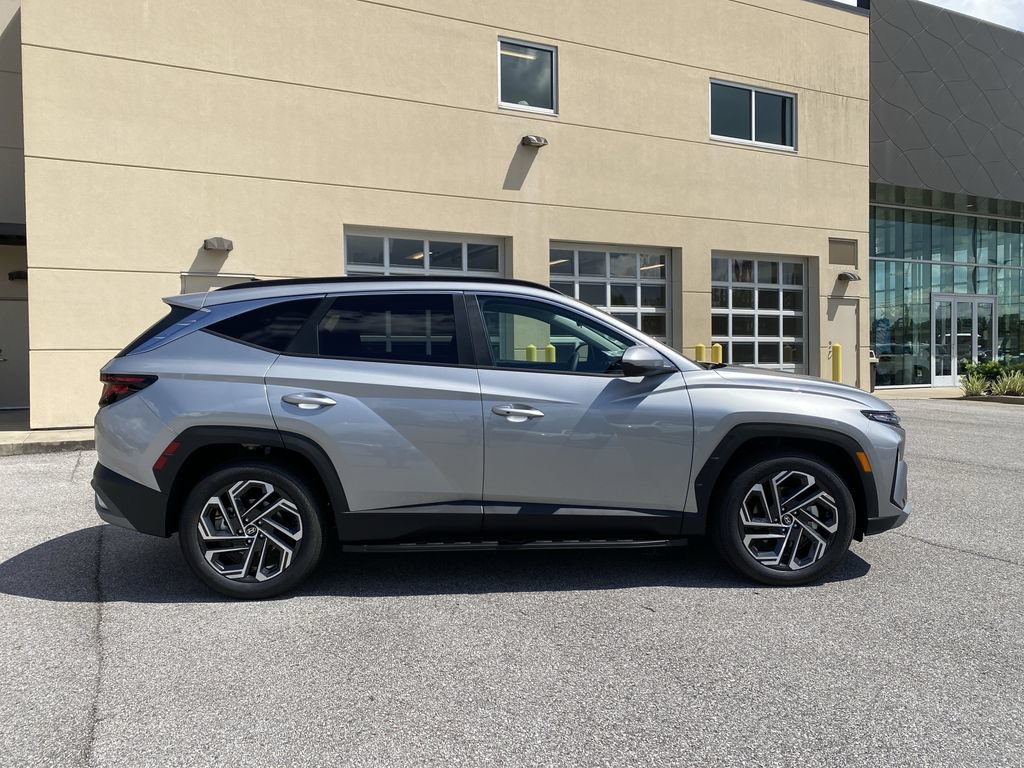New 2026 Hyundai Tucson SEL Plus FWD image 9
