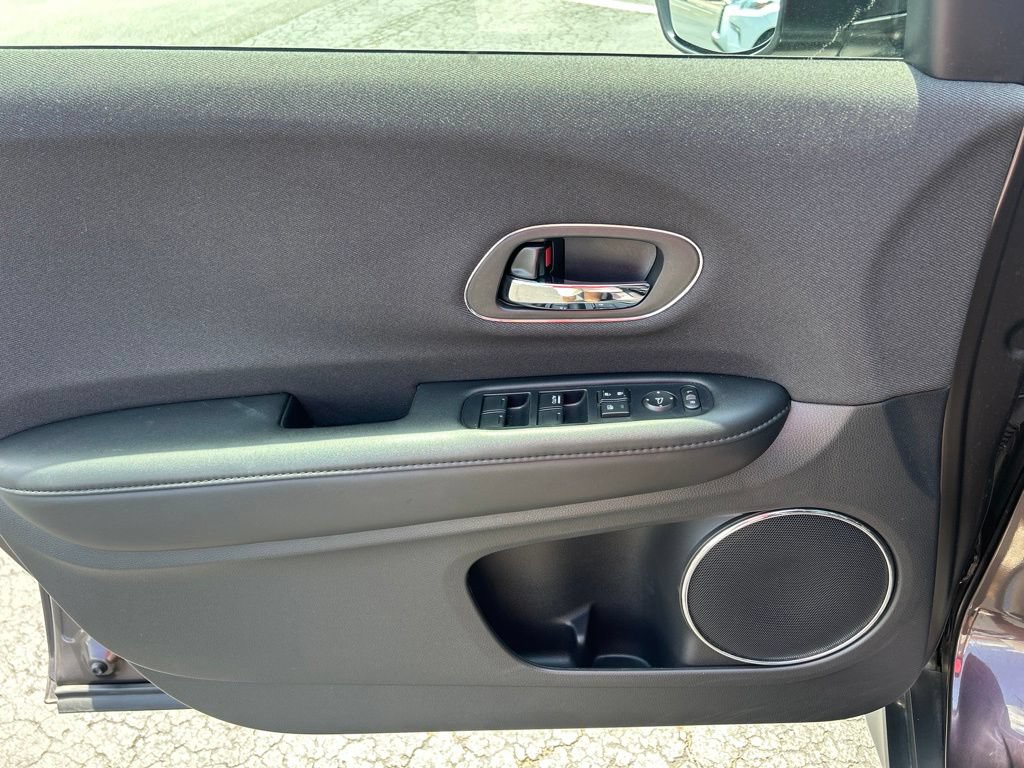 Used 2022 Honda HR-V EX image 15