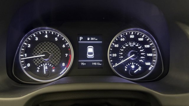 Used 2019 Hyundai Elantra SEL image 31