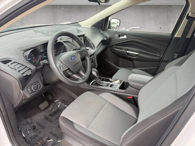 Used 2019 Ford Escape SE image 19