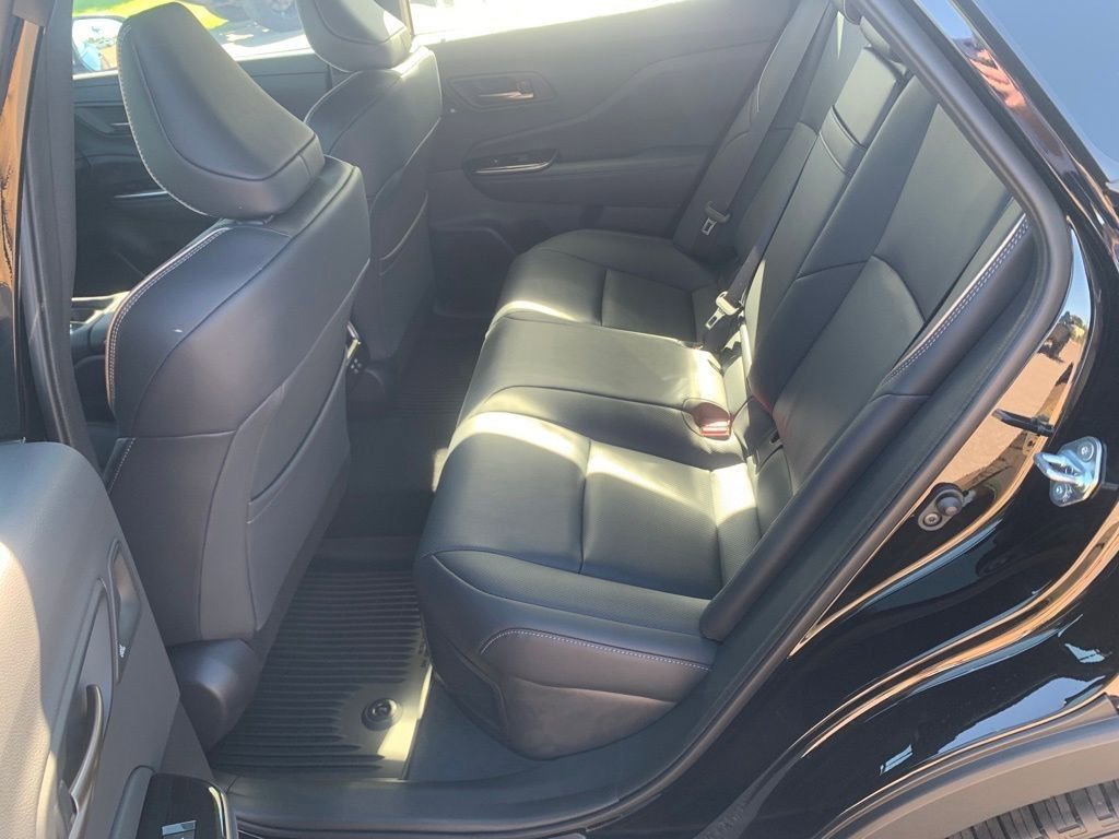 New 2026 Toyota Crown Platinum image 25