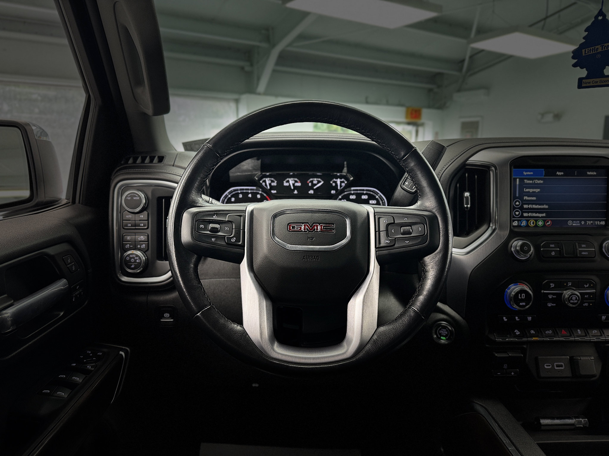 Used 2021 GMC Sierra 1500 SLT w/ SLT Premium Package AWD/4WD image 20