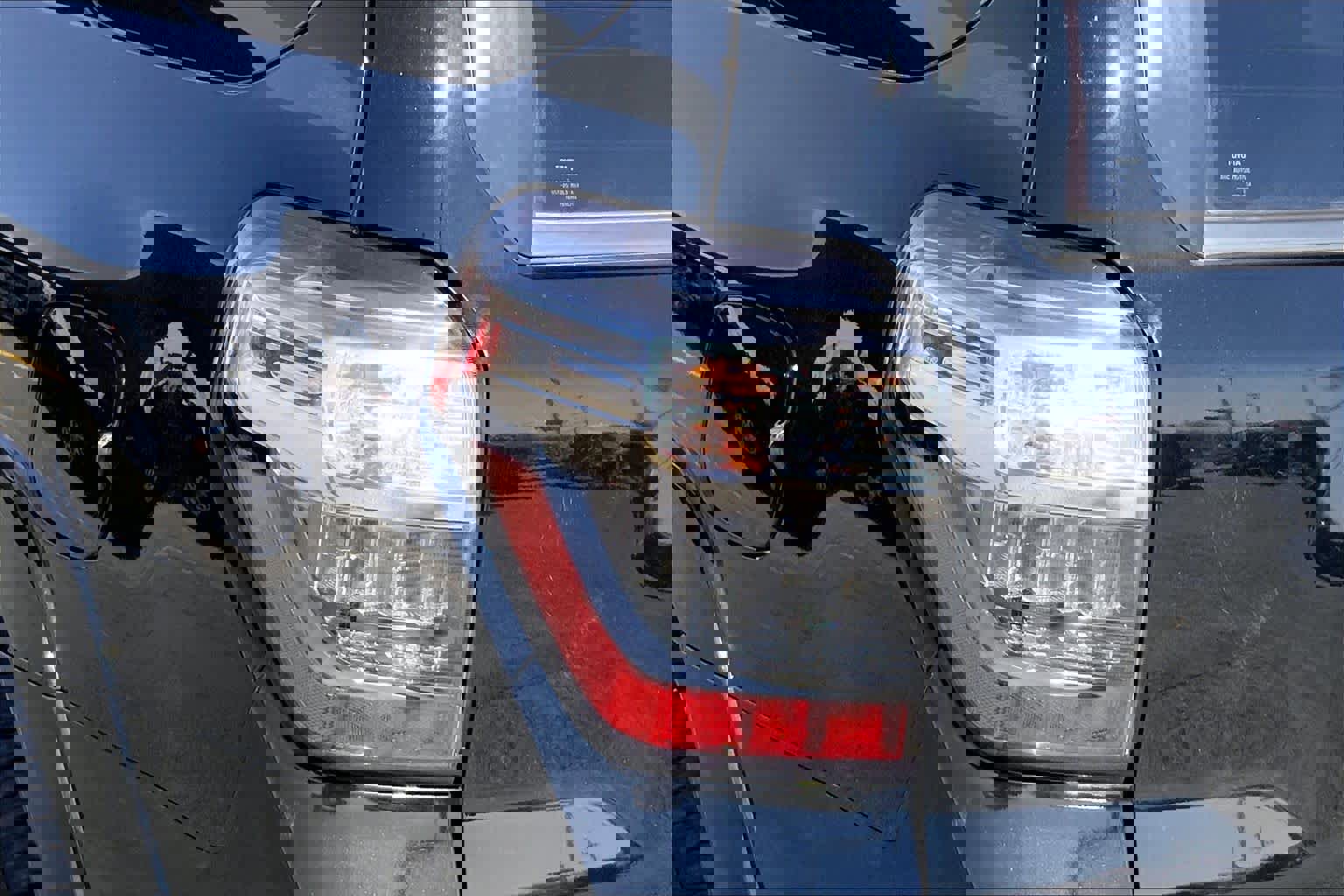 Used 2018 Toyota 4Runner SR5 Premium image 28