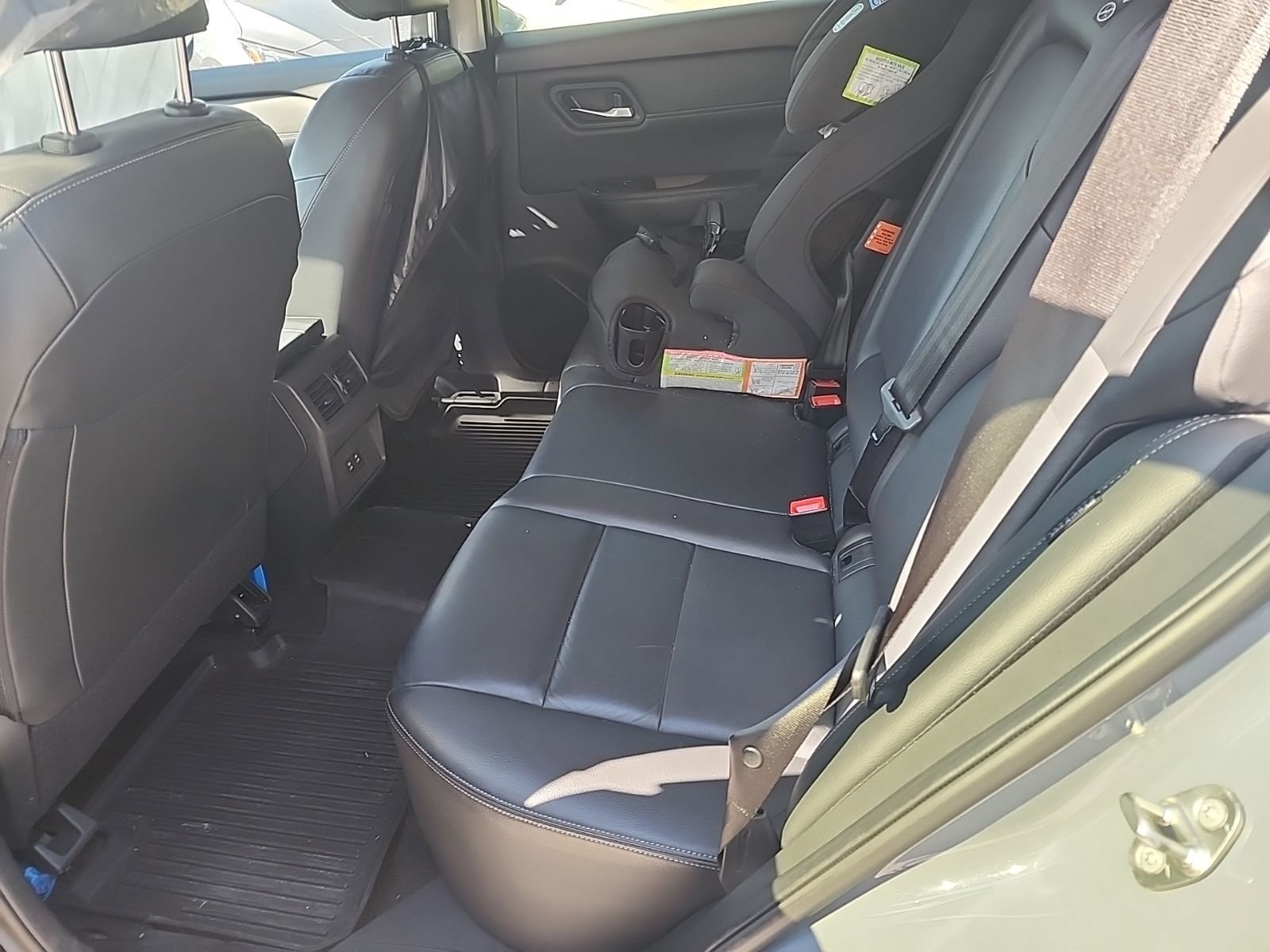 Used 2024 Nissan Rogue SL image 19