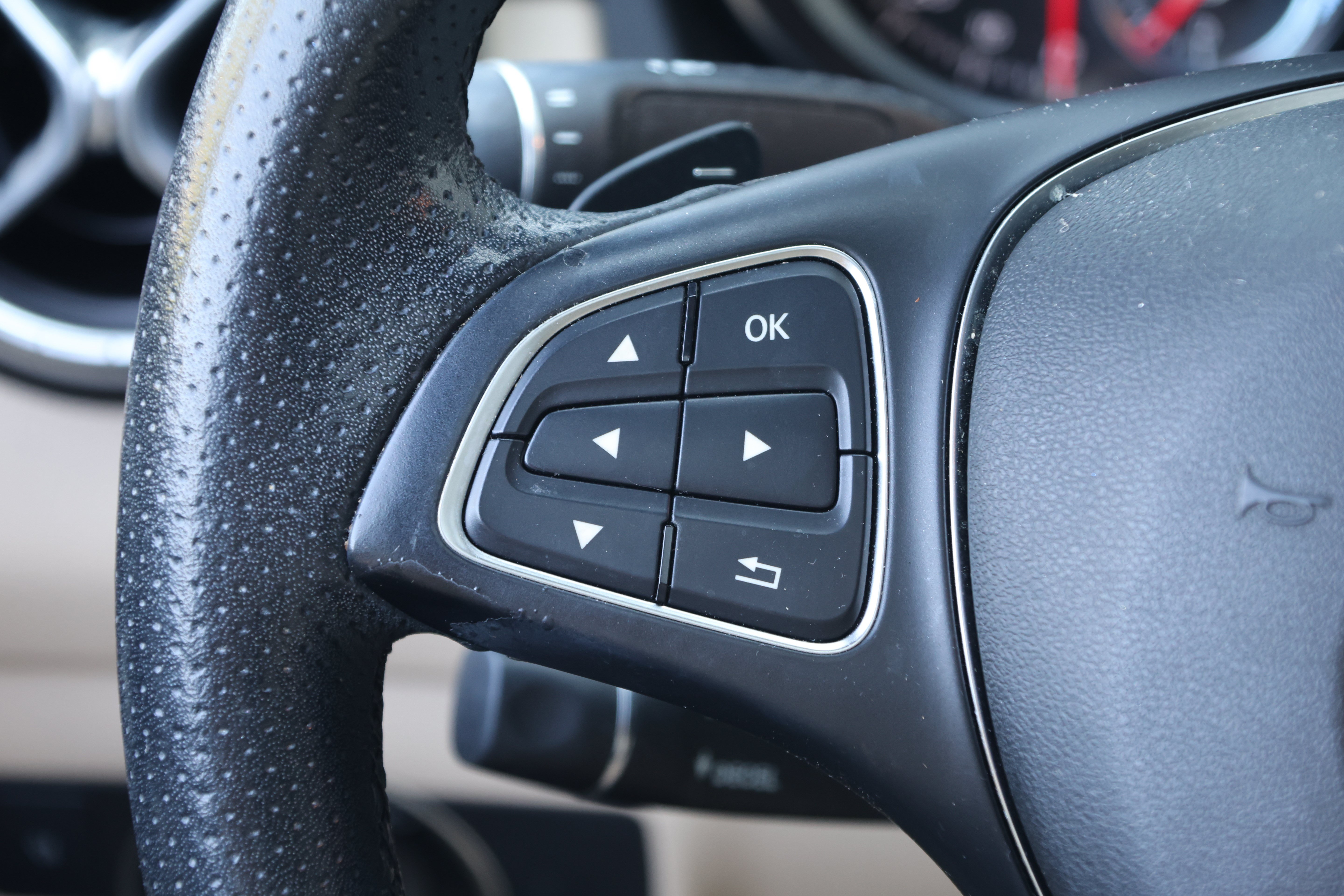 Used 2018 Mercedes-Benz CLA 250 4MATIC image 18